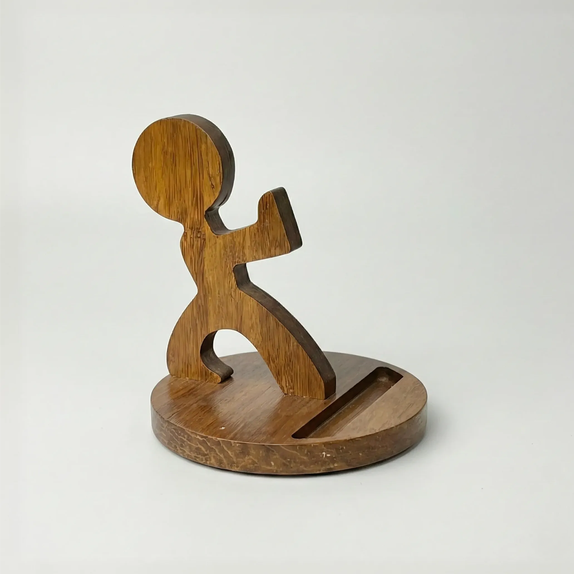 Kung Fu Phone Stand